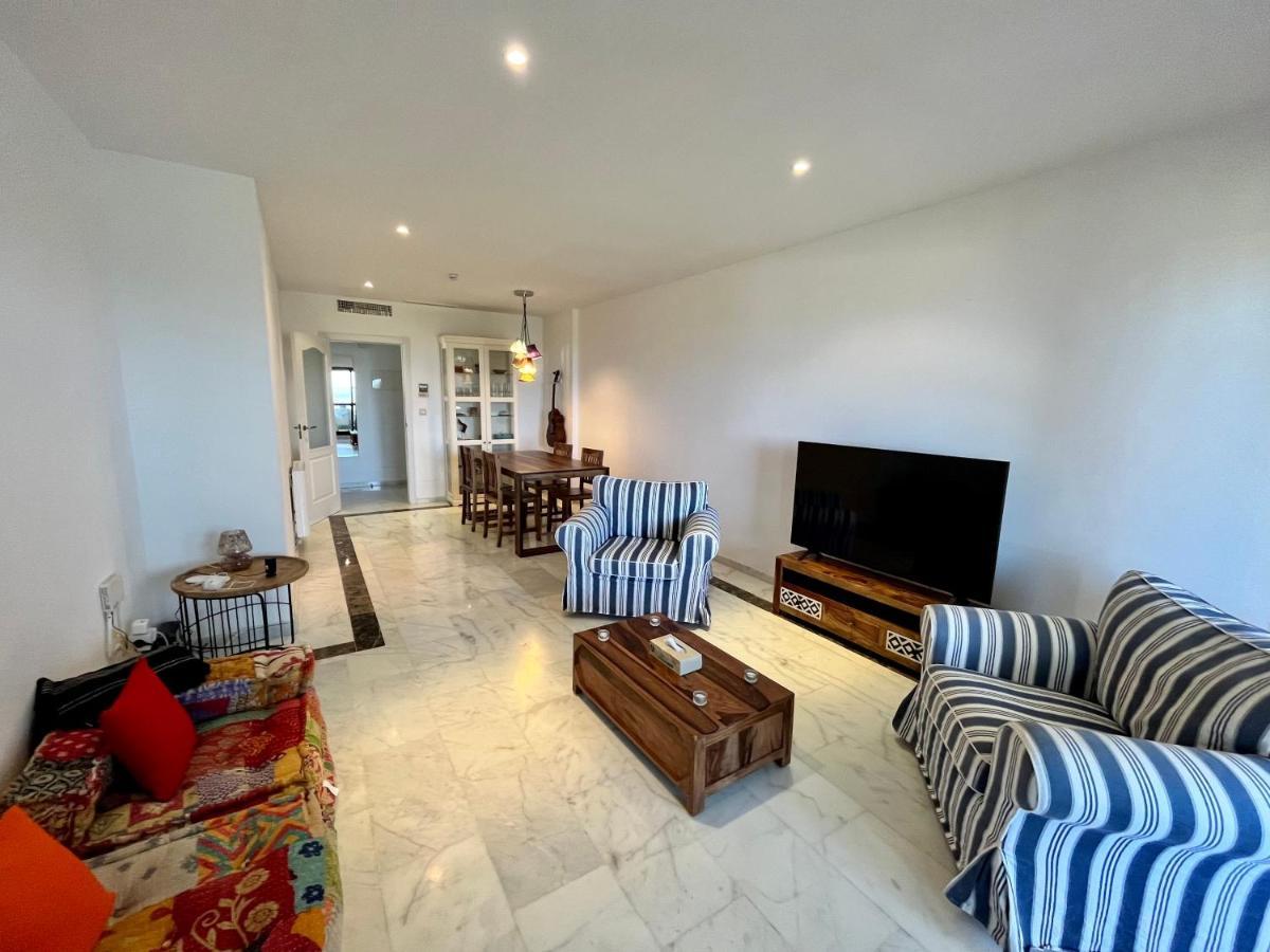 Quiet & Spacious Apt @ Golf Course W/ Roof Terrace San Roque  Εξωτερικό φωτογραφία