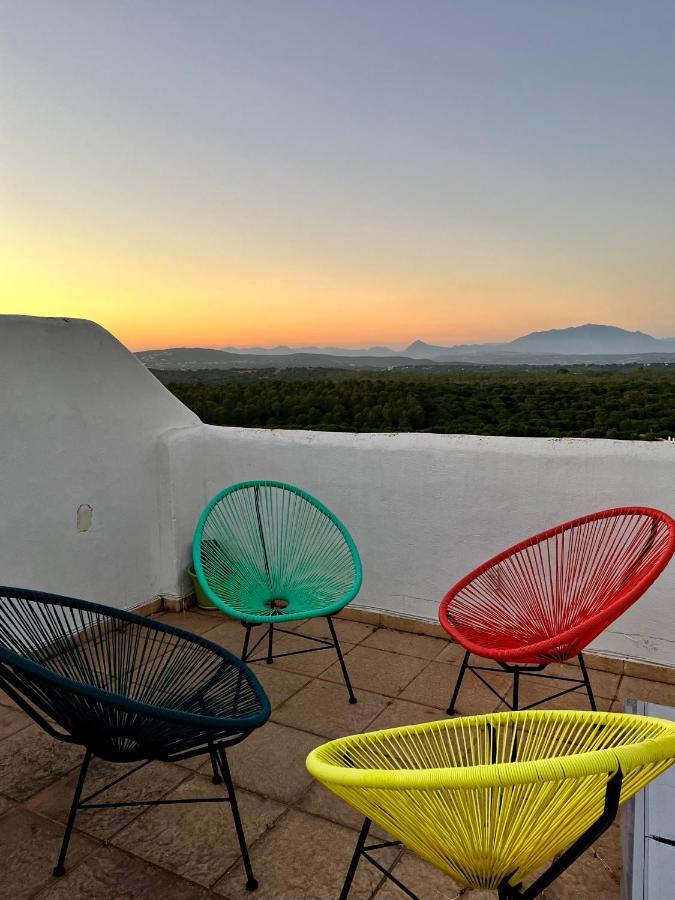 Quiet & Spacious Apt @ Golf Course W/ Roof Terrace San Roque  Εξωτερικό φωτογραφία